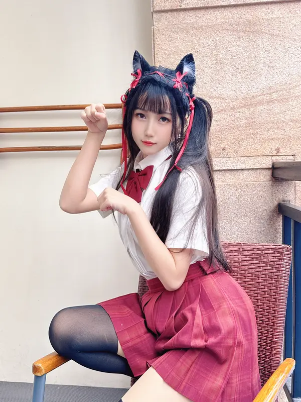 不呆猫 NO.046 温泉双马尾JK – 009.webp