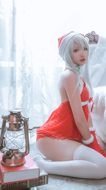 Yuletide Intimacy: A Christmas Duo's Sensual Dance