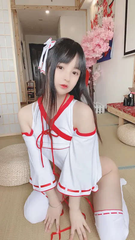 桜井宁宁 NO.001 女巫 – 001.webp