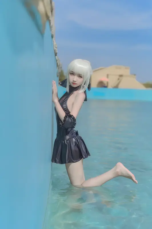腐团儿Ikaros-NO.025-Cosplay黑泳装_阿尔托莉雅 – 013.webp