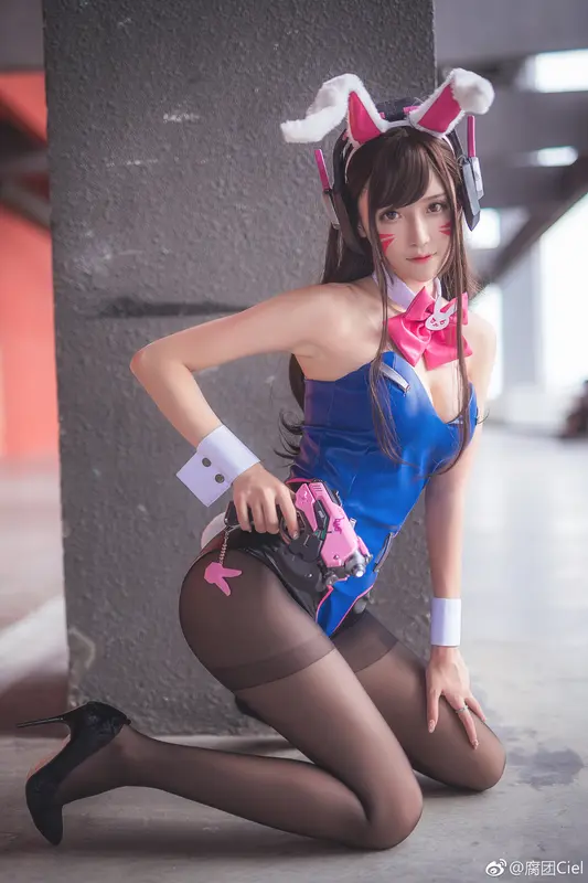 腐团儿Ikaros-NO.030-Cosplay守望先锋 兔女郎 – 001.webp