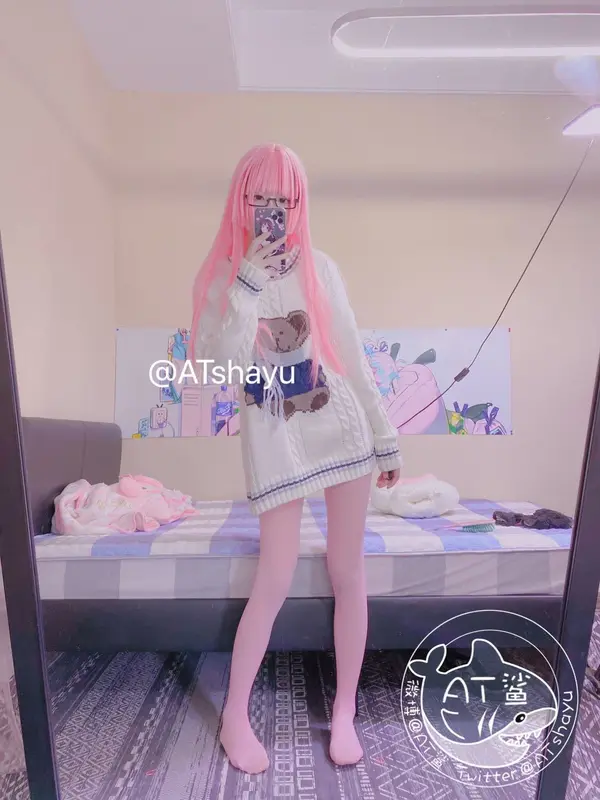 AT鲨的性感瞬间：一组令人心动的写真集